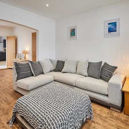 Дом отдыха Host & - Holme Rigg